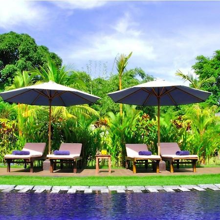 M Two Villas Seminyak Esterno foto