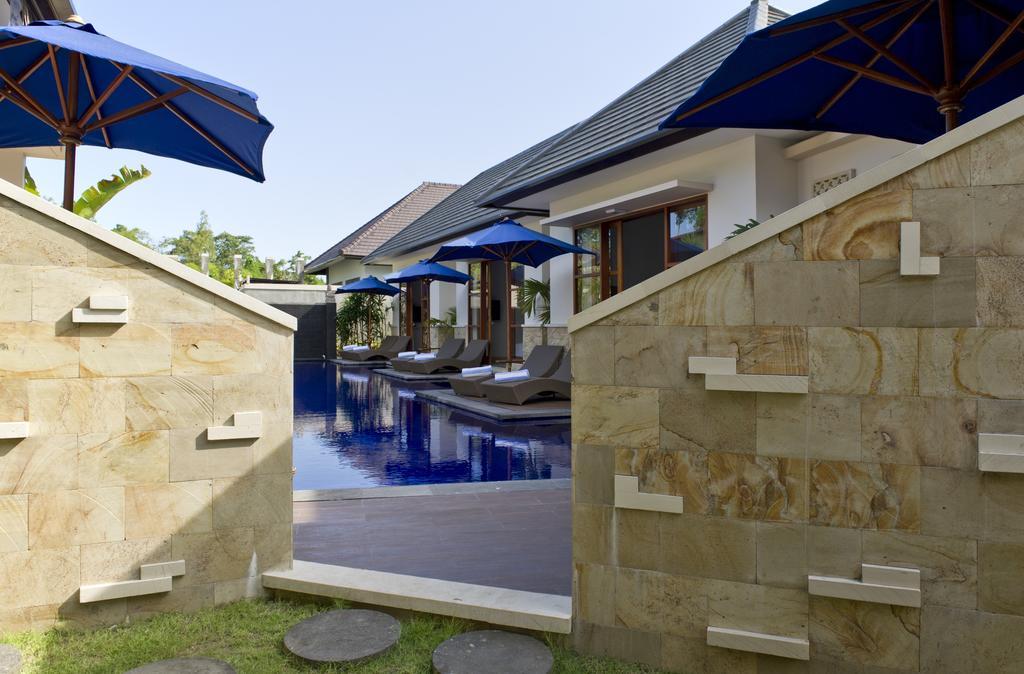 M Two Villas Seminyak Esterno foto