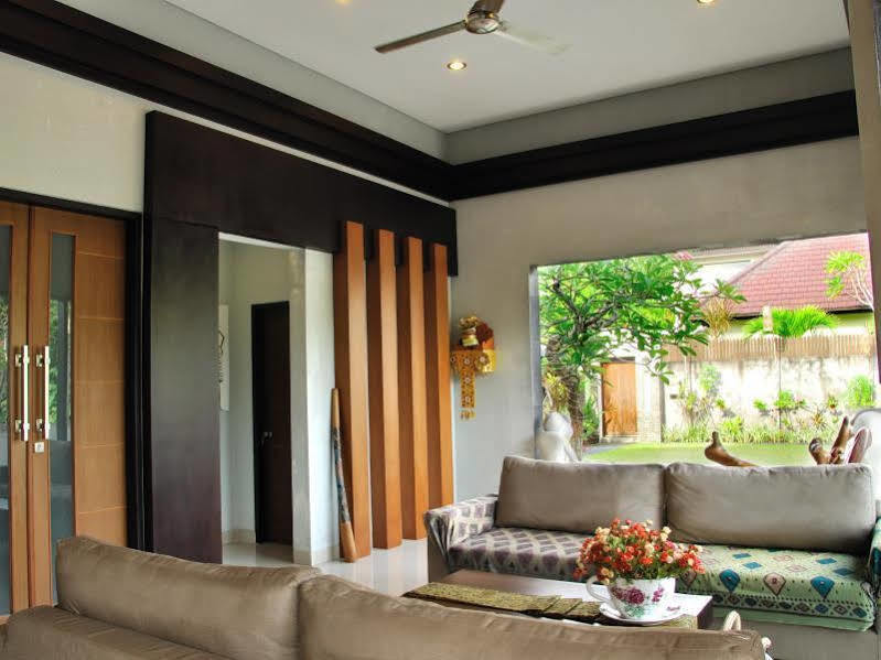 M Two Villas Seminyak Esterno foto