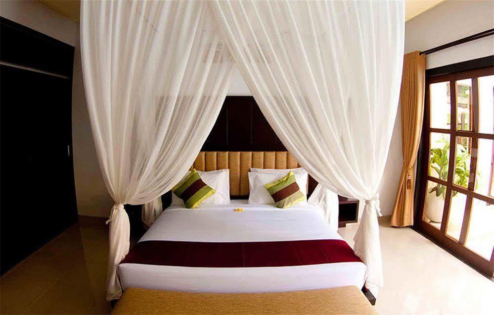 M Two Villas Seminyak Esterno foto